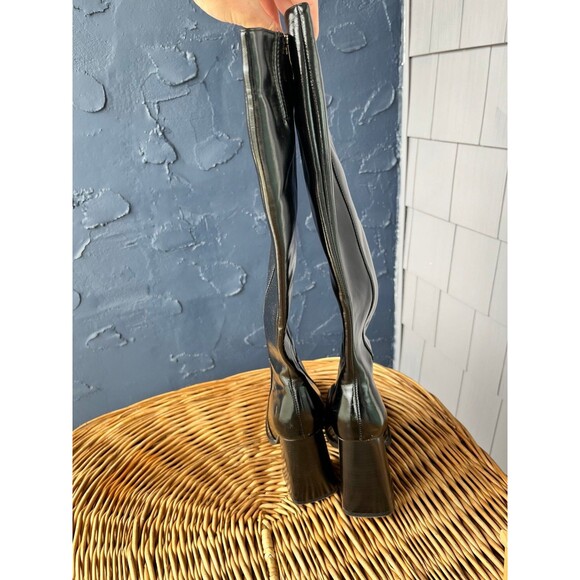 knee high black boots - Picture 4 of 8